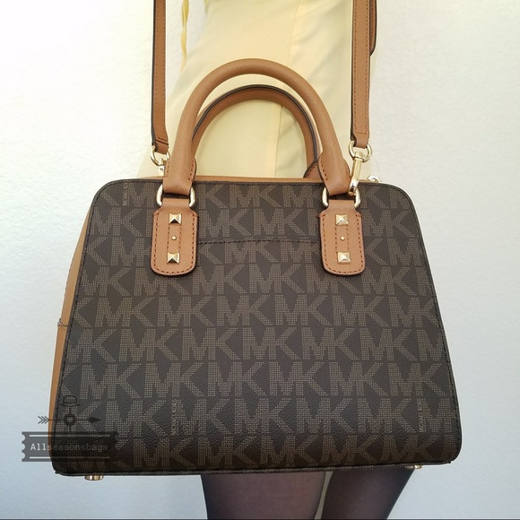 NWT Michael Kors Sandrine studded satchel Small - Picture 8 of 8